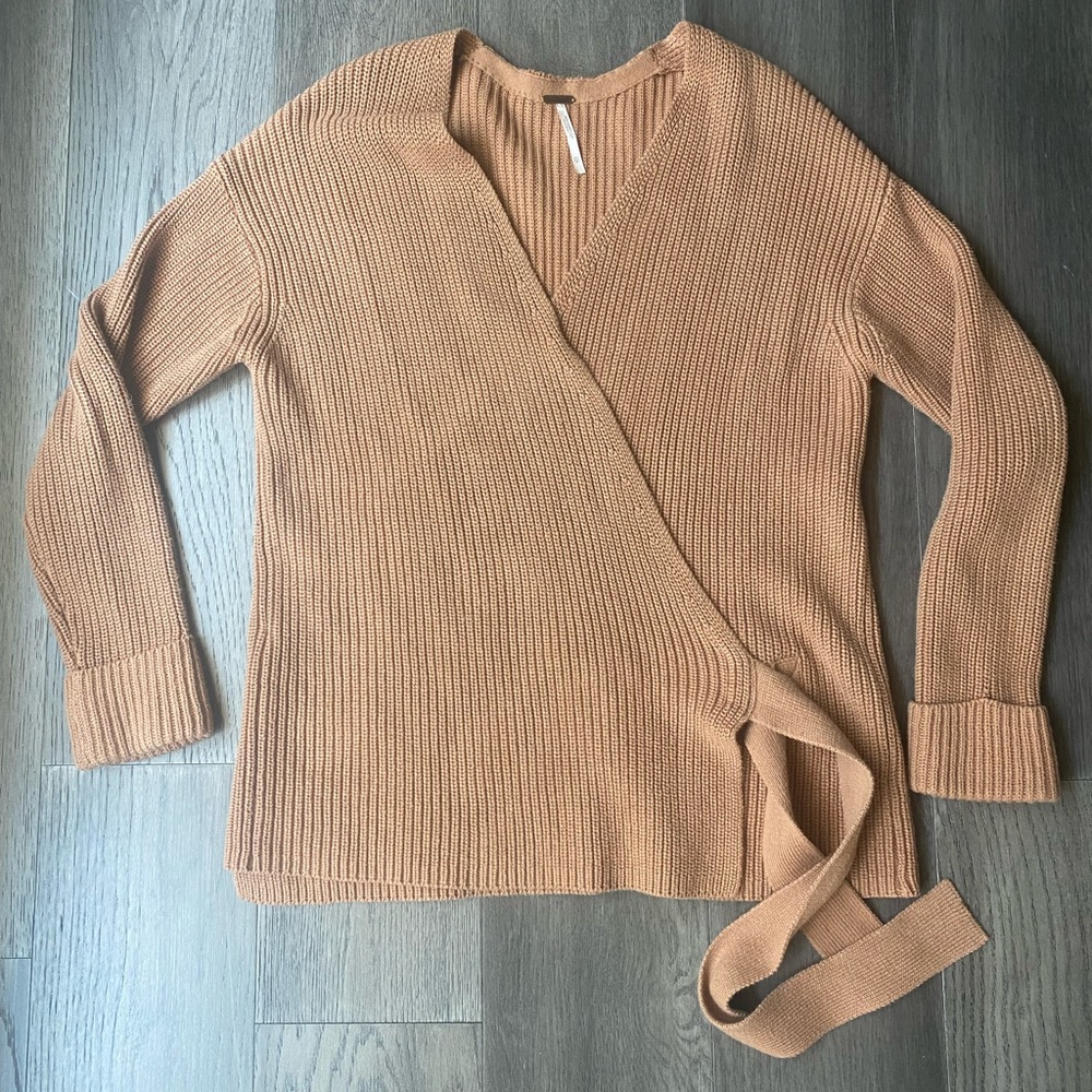 Free People • Tan Knit Wrap Sweater • Size XS